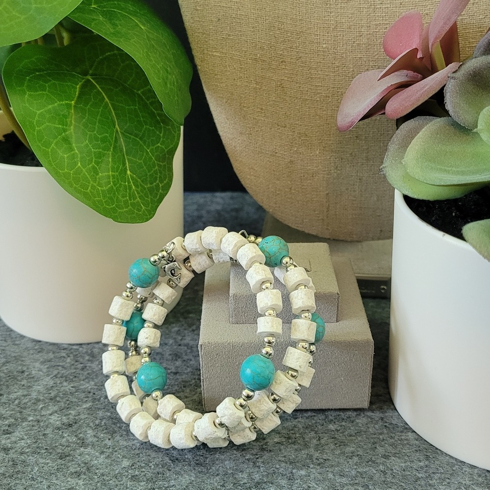 Boho Dyed Stone Memory Wire Coil Bracelet White Stone Dolphin Charm Spiral